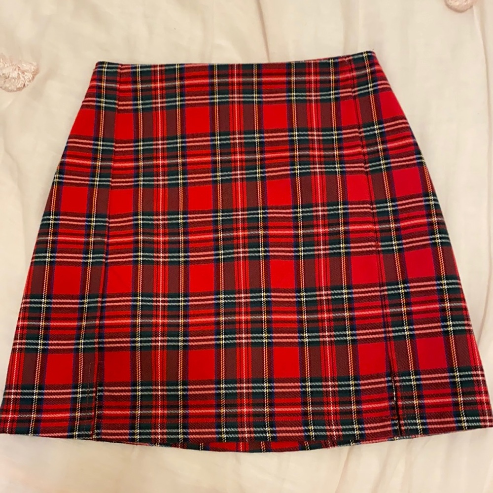 Brandy Melville Cara Skirt